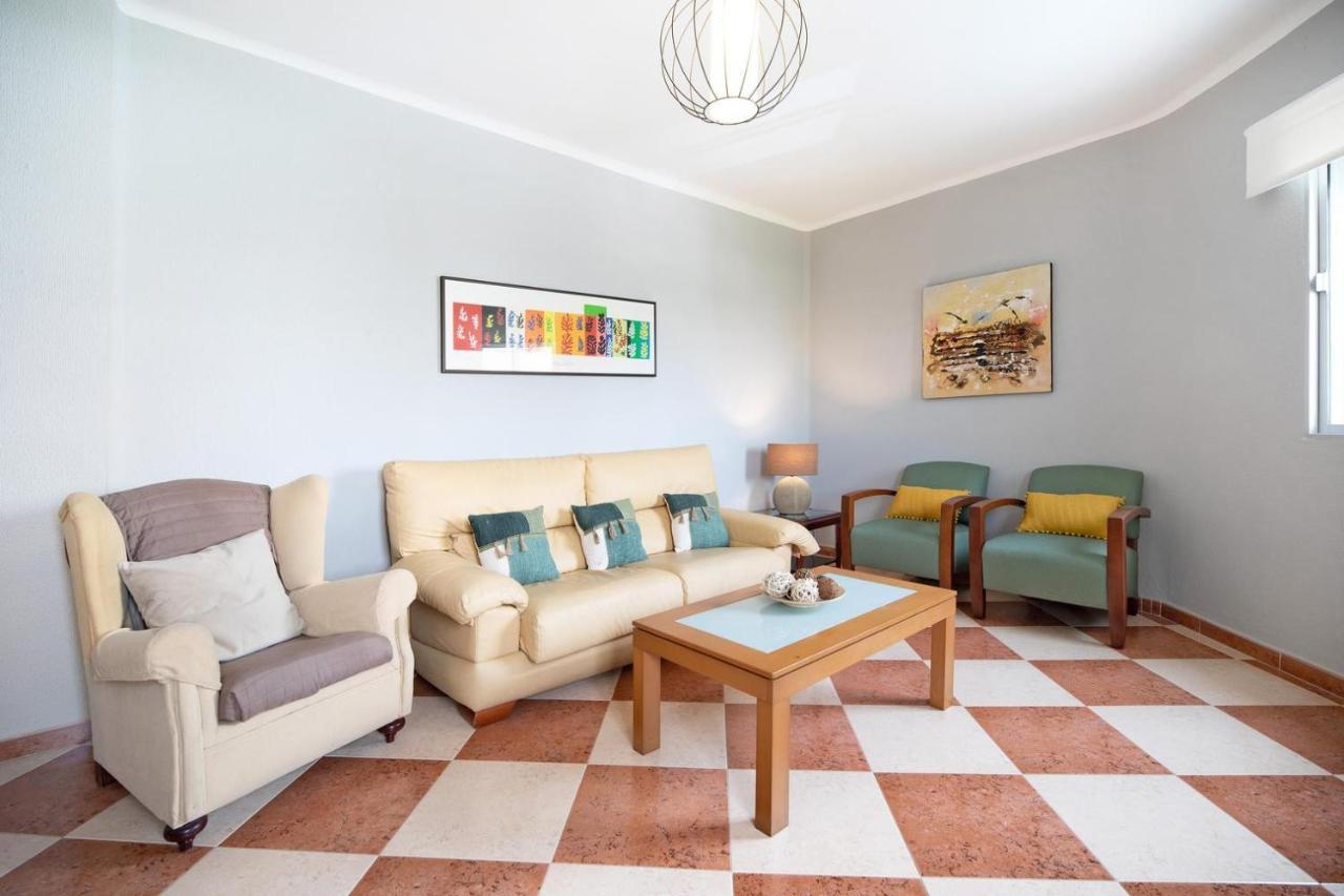 Grand Beachside Apartment - كاديز المظهر الخارجي الصورة